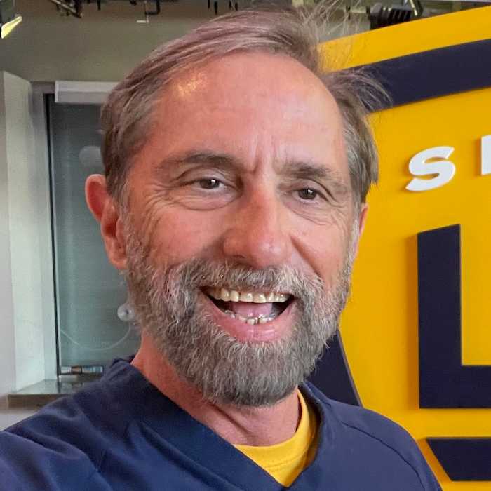 Alan Jewett's headshot